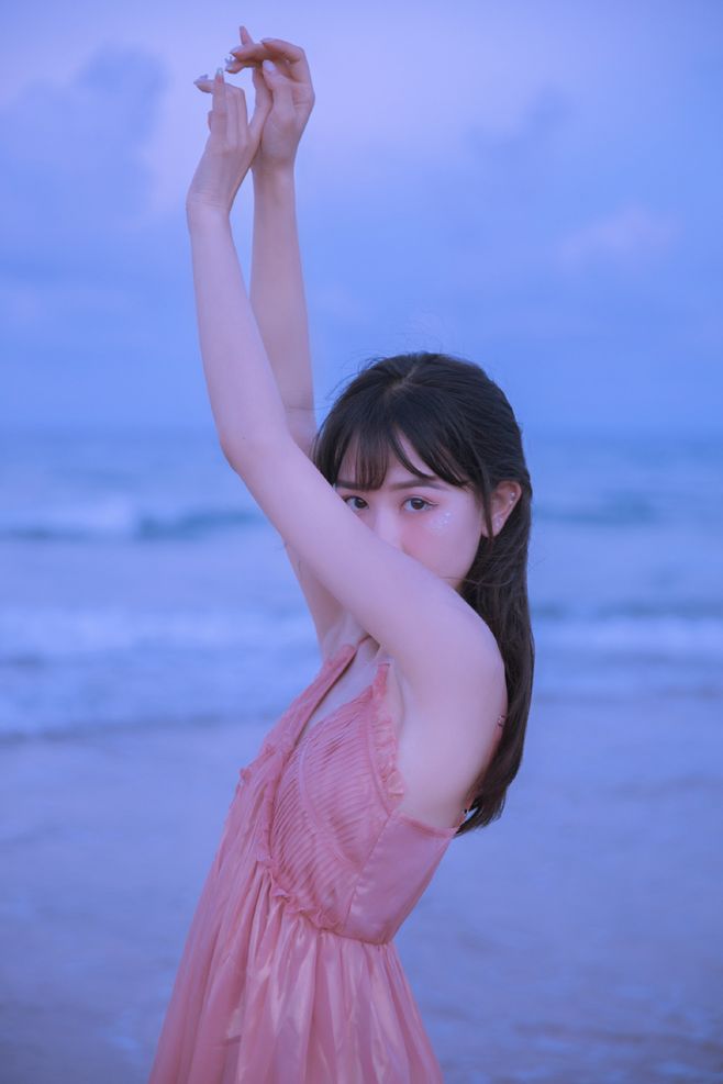 WhispersfromDesireBehindtheCurtain完整版本